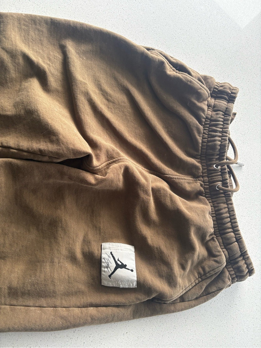 Jordan men’s Brown Jogger Sweatpants - Picture 3 of 7